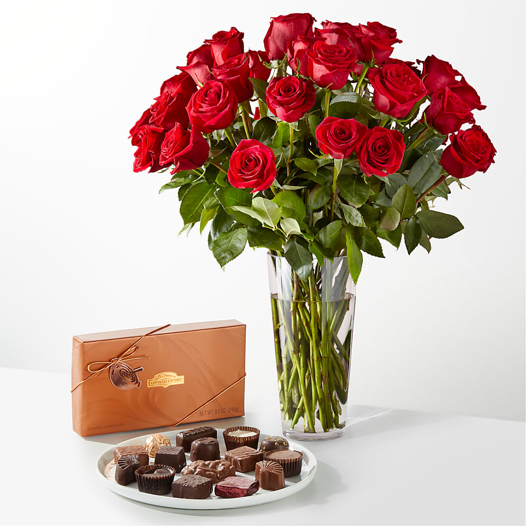 Romantic Long Stem Red Rose Bouquet Bundles – Neilsen Florist, Seattle WA