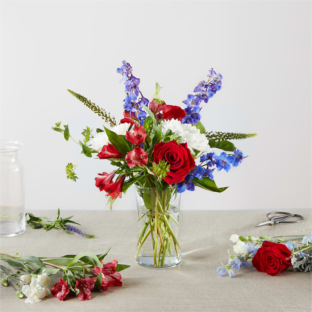 Star Spangled - A Florist Original – Neilsen Florist, Seattle WA
