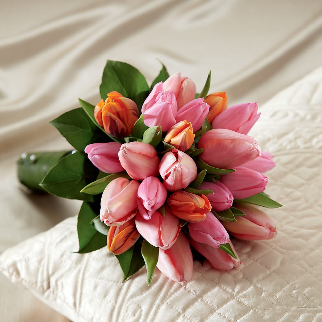 Embraceable Bouquet – Neilsen Florist, Seattle WA