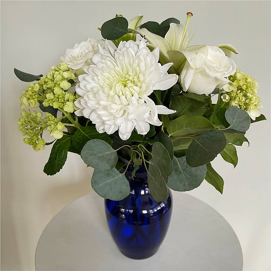 Snowy Dreams Bouquet –  Neilsen Florist, Seattle WA