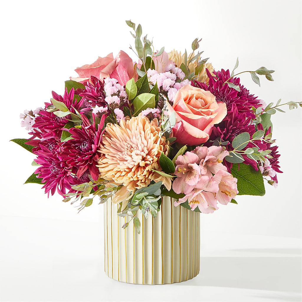 Berry Cobbler Bouquet with Ivory Vase –  Neilsen Florist, Seattle WA