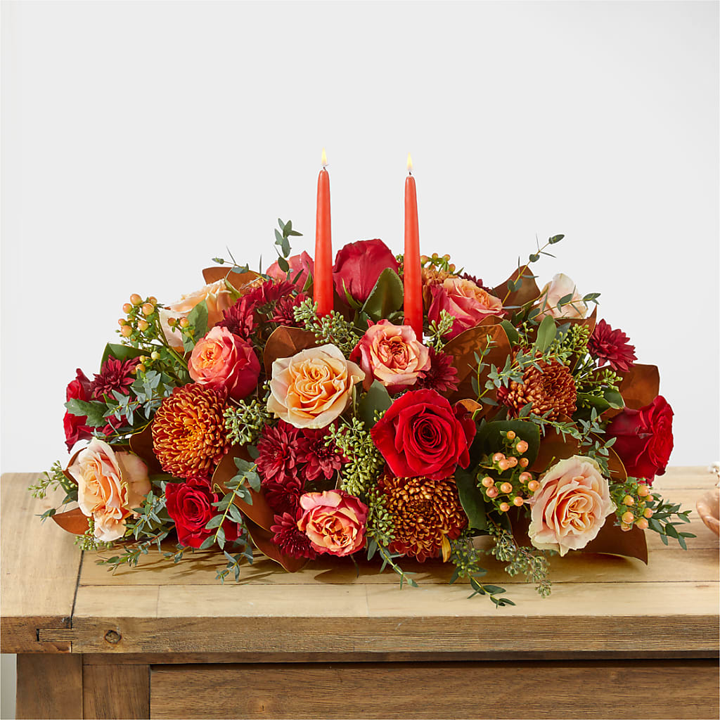 Gather Near Centerpiece –  Neilsen Florist, Seattle WA